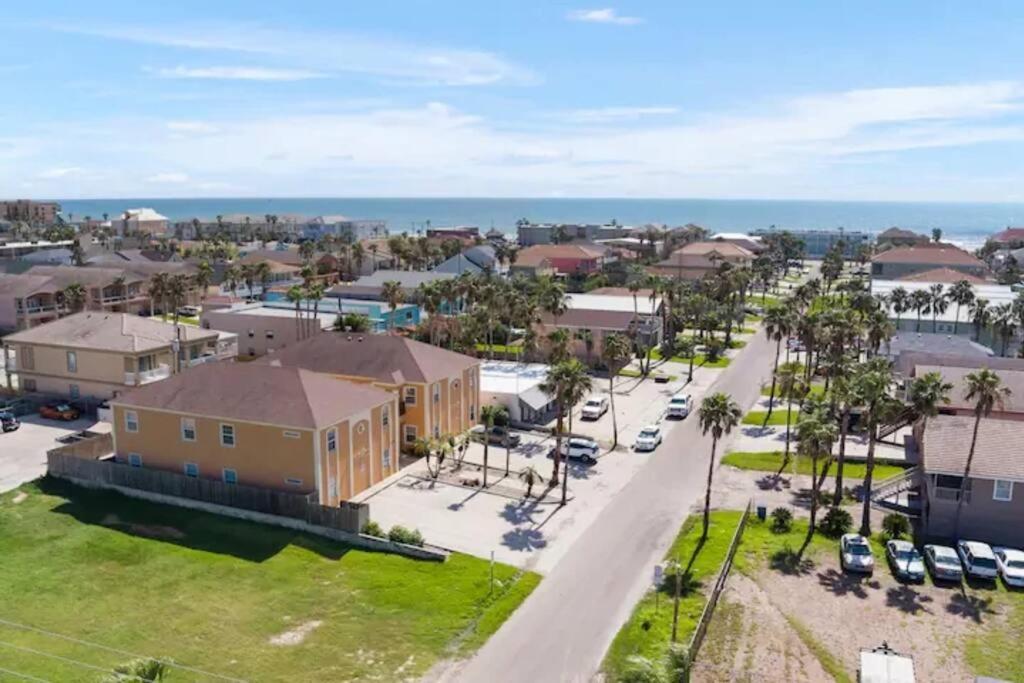 Luxury 3 Bed 2 Bath 2Nd Floor Condo By Beach South Padre Island Exterior photo